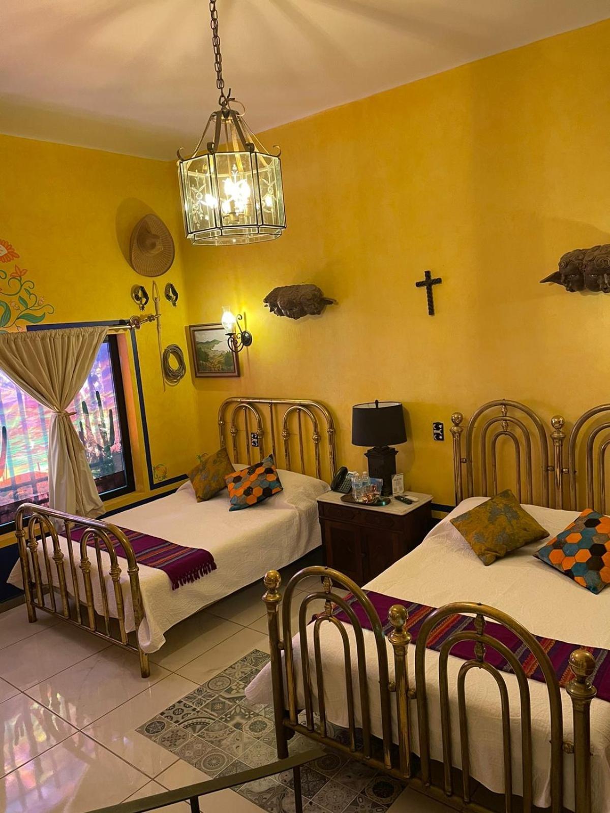 Eklectic Hotel Boutique グアダラハラ エクステリア 写真